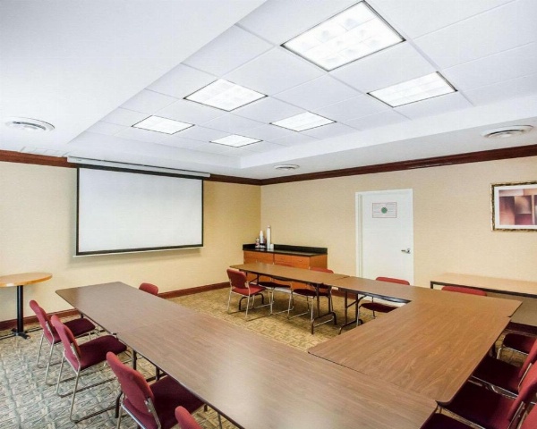 University Inn Vestal image 10