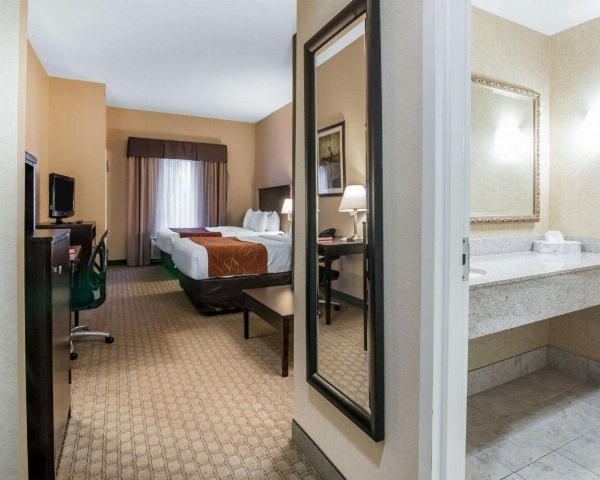 University Inn Vestal image 11
