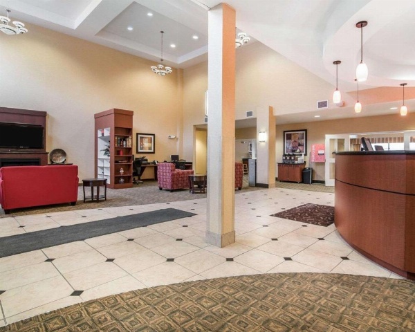 University Inn Vestal image 19